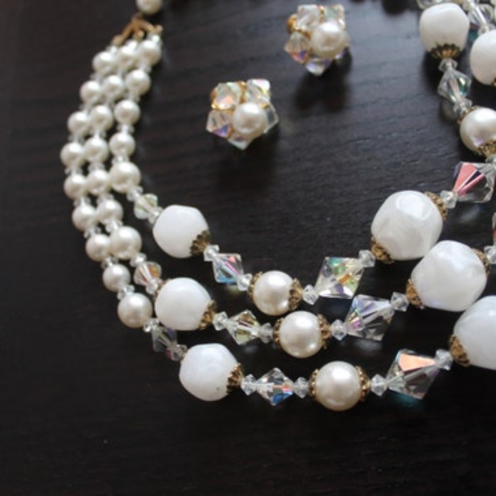 Vintage 60s Aurora Borealis Bead & Faux Pearl 3 strand necklace and earring set